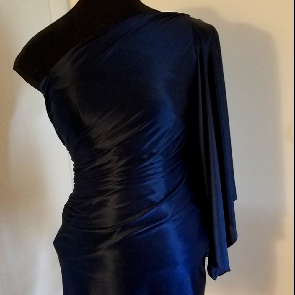 Hailey Logan by Adrianna Papell One Sleeve Dress